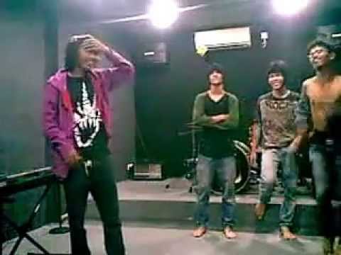 bondan prakoso feat to black - keroncong funny cover