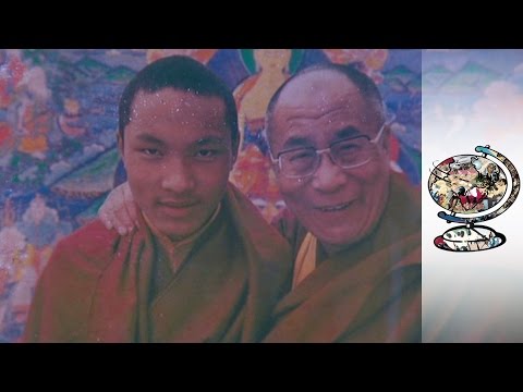 Video: Apakah yang dilakukan oleh Dalai Lama untuk berseronok?