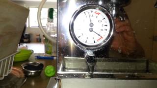 Download Lagu Bezzera BZ10 malfunction, set above 12 Bar with blind basket. MP3