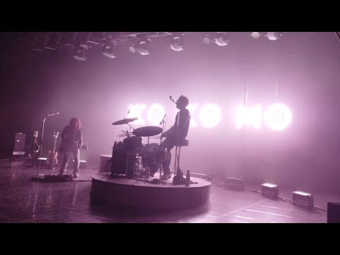 Ko Ko Mo - Non Essential Man (live@Eurythmie Montauban)