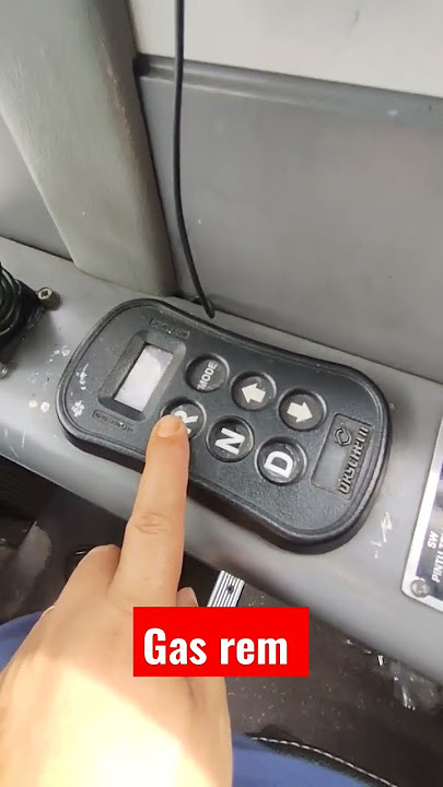 Automatic buses only use gas and brakes