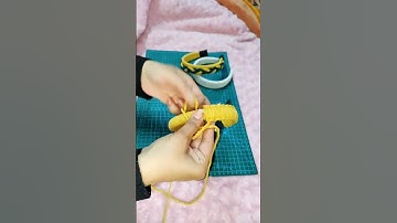 Macrame hairband in making