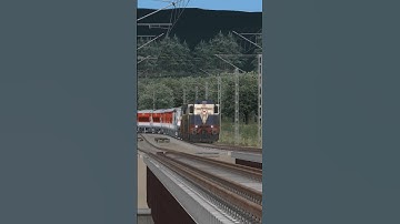 Risk on Railway Dual Track 🫶 #shorts #shortvideo #youtubeshorts #shortsvideo #youtubeshort #viral
