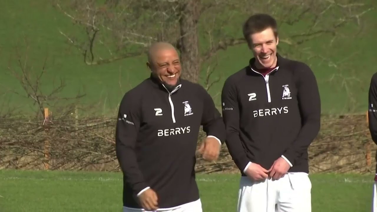 Brazil and Real Madrid legend Roberto Carlos undergoes emergency heart surgery.