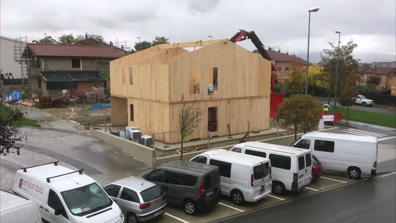 Video de la construccion de casa pasiva de madera en Orcoyen, Navarra.