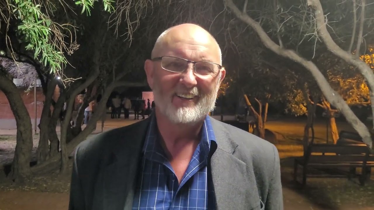 Tinus gesels met John Melville oor wat jy kan verwag by die BloemSkou
