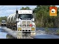 Extreme Trucks #9 - 4 trailer fuel Road Train flood crossing outback Australia CAMINHÕES EXTREMOS