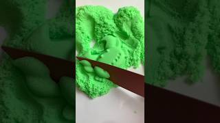 CUTTING CRAB KINETIC SAND VERY SATISFYING #relaxing #kineticsand #asmr #satisfying
