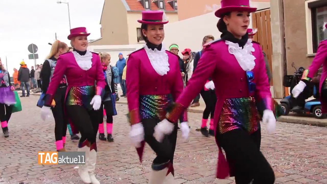 Meeraner Straßenfasching macht die 25 voll