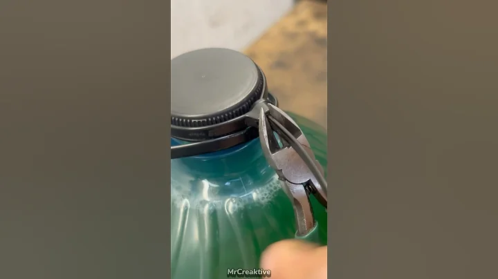 🔩This GENIUS hack makes sure you never lose your bottle caps! 😁 #mrcreaktive #diy #homehacks