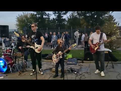 Лев на ВДНХ с группой "Далее" - Перемен