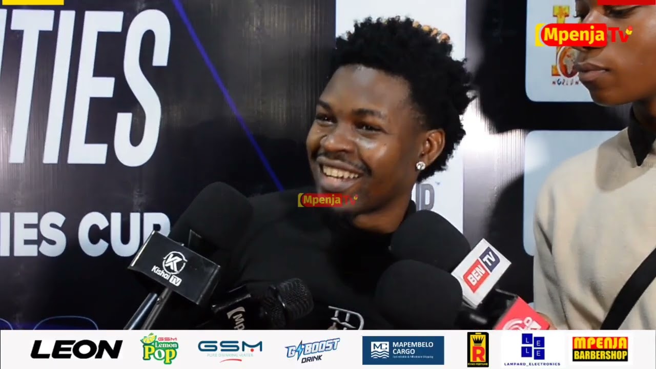 MOCCO GENIUS AFUNGUKA KUCOPY WIMBO WA DIAMOND/