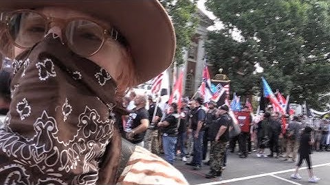 Charlottesville: Neo Nazis March, Pepper Spray, Cops Stand By! WHY? 8/12/17