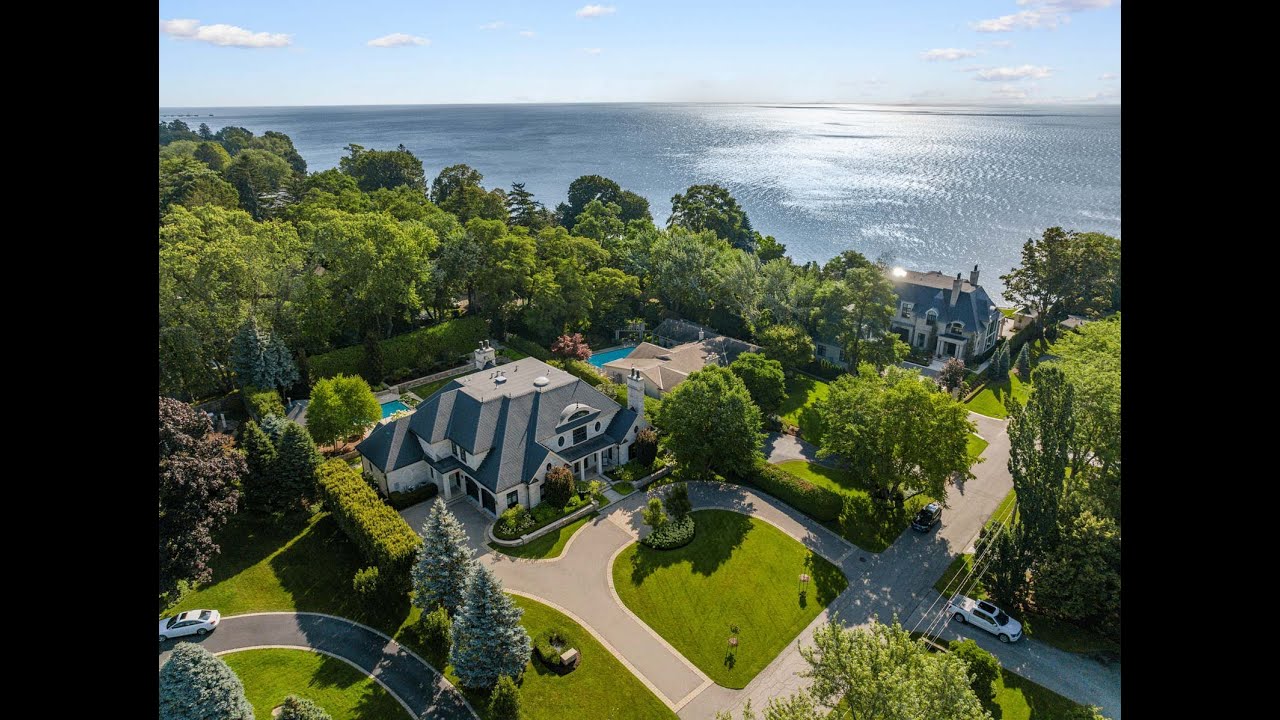 155 Avondale Ct, Burlington  $7,999,900