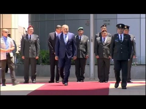 Video: Il ministro della Difesa israeliano Agvidor Lieberman