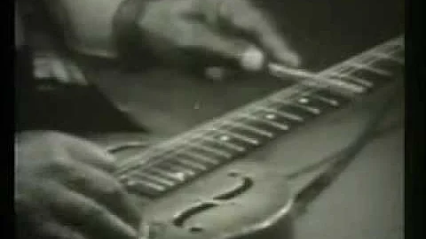 Booker White - Poor Boy Long Way from Home