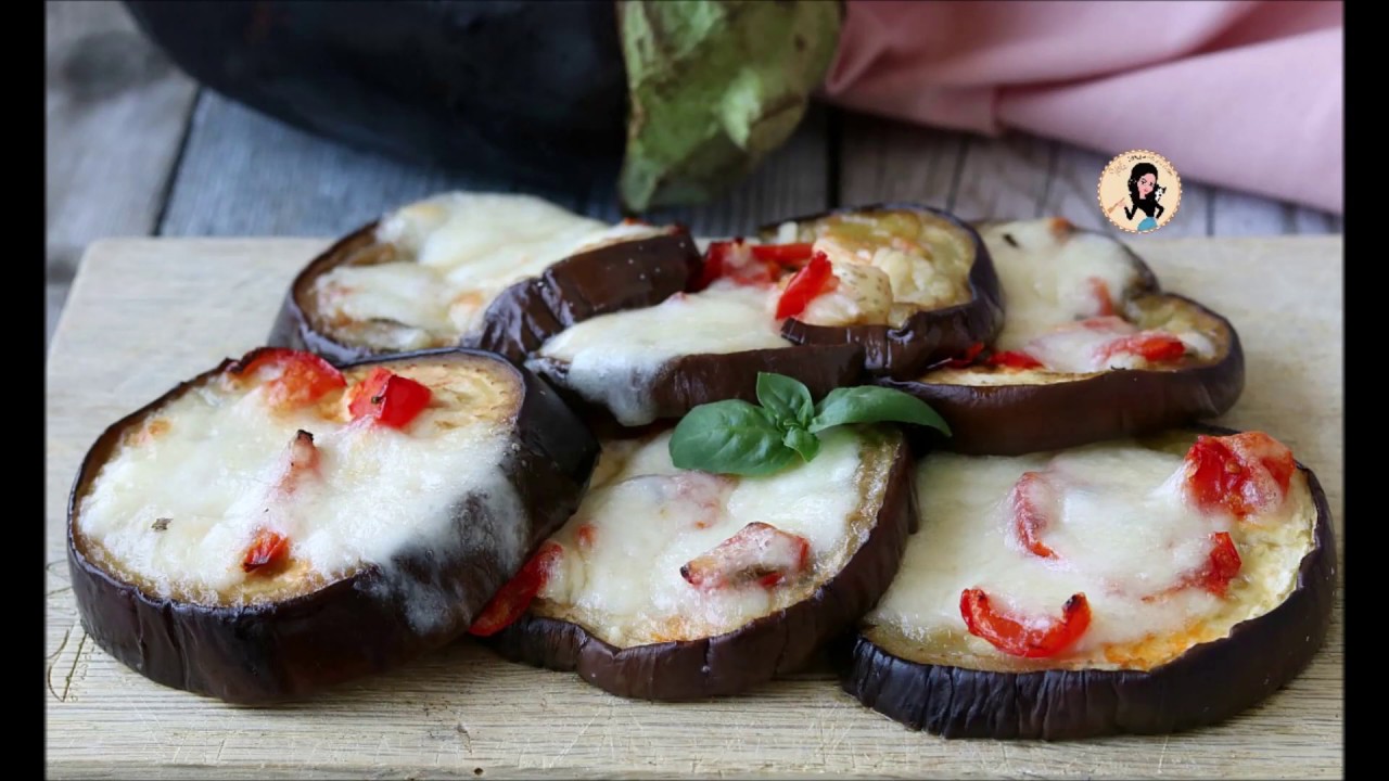 Pizzette Di Melanzane Con Pomodori E Mozzarella Youtube