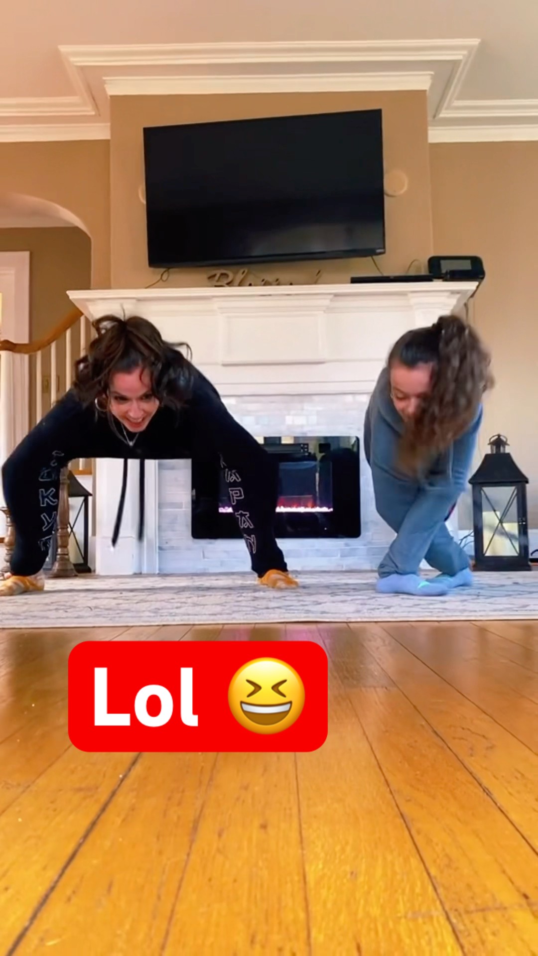 HUMAN - FROG ? ?? @TwinsFromRussia