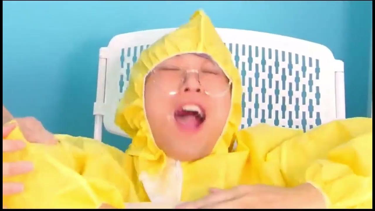 Lankybox vs JOMBOSPICE (Toxic waste sour candy) YouTube