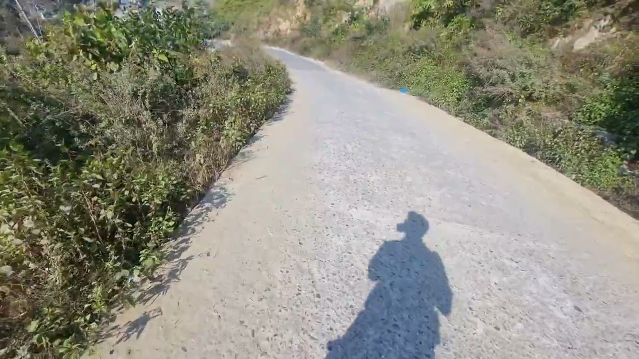 Unique, easy but amazing hike to batsaladevi