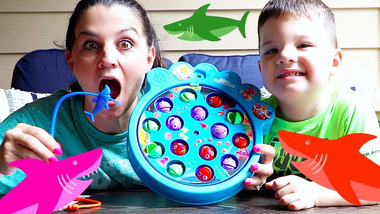 Caleb & Mommy Play Baby Shark Let's Go Fishing Family Fun Game 