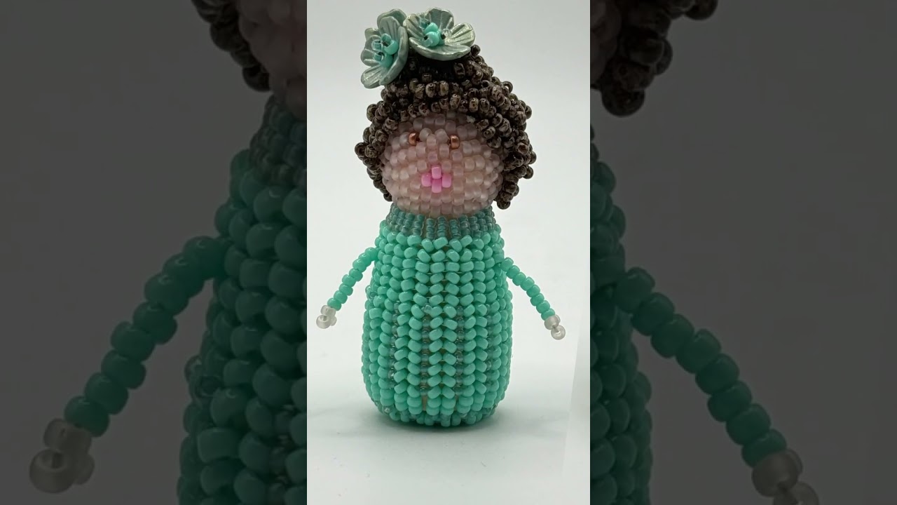 From blank to beaded doll | Dolly Galore

A fully beaded doll worked over a 3D printed form, with yo