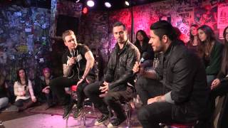 Download Lagu Papa Roach - Leader of the Broken Hearts (Live Acoustic @ YouTube Space New York) MP3