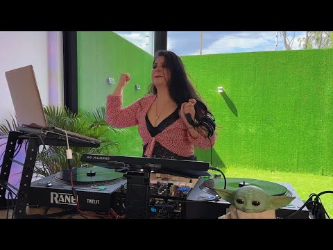 DJ Nia - Tech House Mix