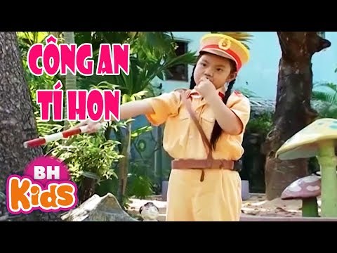 Nhạc Thiếu Nhi Vui Nhộn Hay Nhất ♫ Em Là Công An Tí Hon ♫ Bé Qua Đường | Bài Hát An Toàn Giao Thông tại Xemloibaihat.com