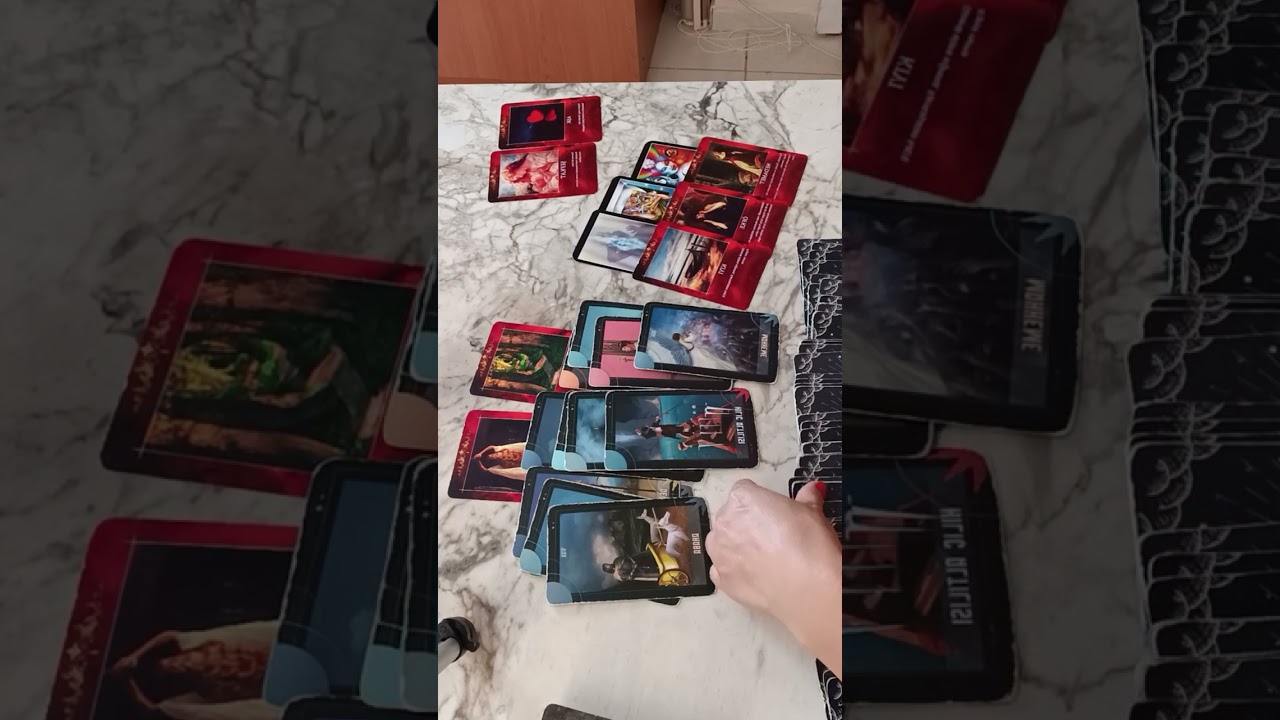 Aklımdaki kişi duygu ve düşünceleri 💞#tarot #tarotreading #tarotcards