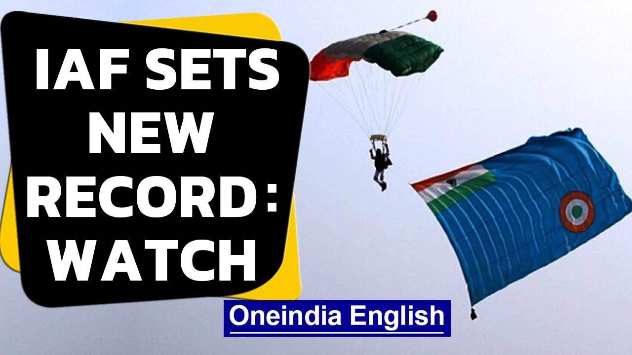 Watch IAF officers' record-breaking skydive at Leh | Oneindia News
