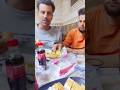 رحنا للمطعم اني والشباب هم نتعشه وهم نغير جوو وهم كلعاده اني ادفع الحساب وفوكها ماقابلين 