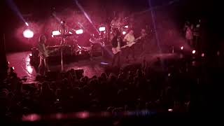 STICKY FINGERS - KICK ON (Live)