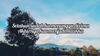 Download Lagu setahun sudah ku menunggu dirimu(CINTA SEGITIGA - KRISTAL) Full Cover MP3