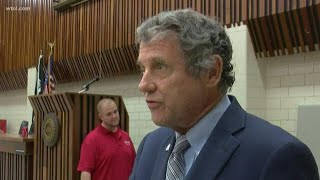 Ohio Senator Sherrod Brown introducing new legislation that would protect workers throughout Ohio