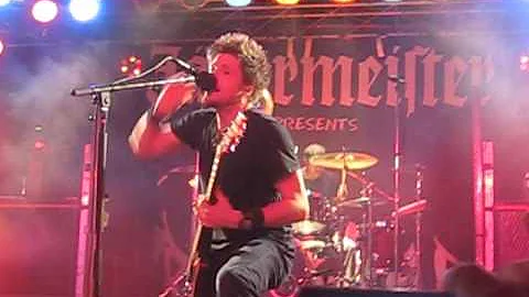 Crossfade - Cold Live