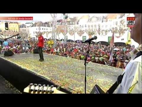 Lilah 5 monkeybars.avi