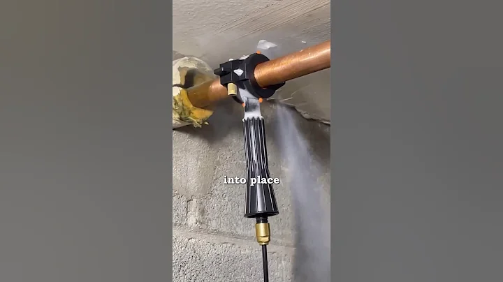 Freezing water lines #frozenpipes #leakingpipe #diyplumbing #mainvalve