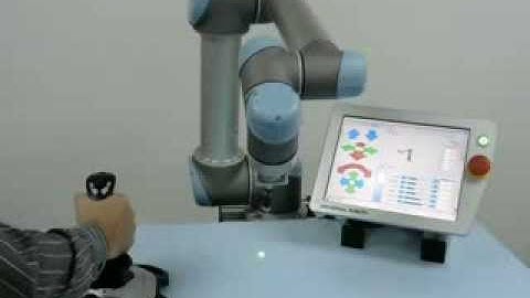 universal-robots zacobria 3d 6 axis joystick control movement (Video 2)