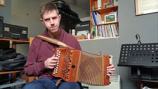 Video thumbnail of "One Hundred Pipers (jig) in G and A on D/G melodeon"