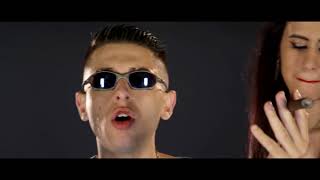 MC Hollywood - Bebendo e Fumando (WebClipe)