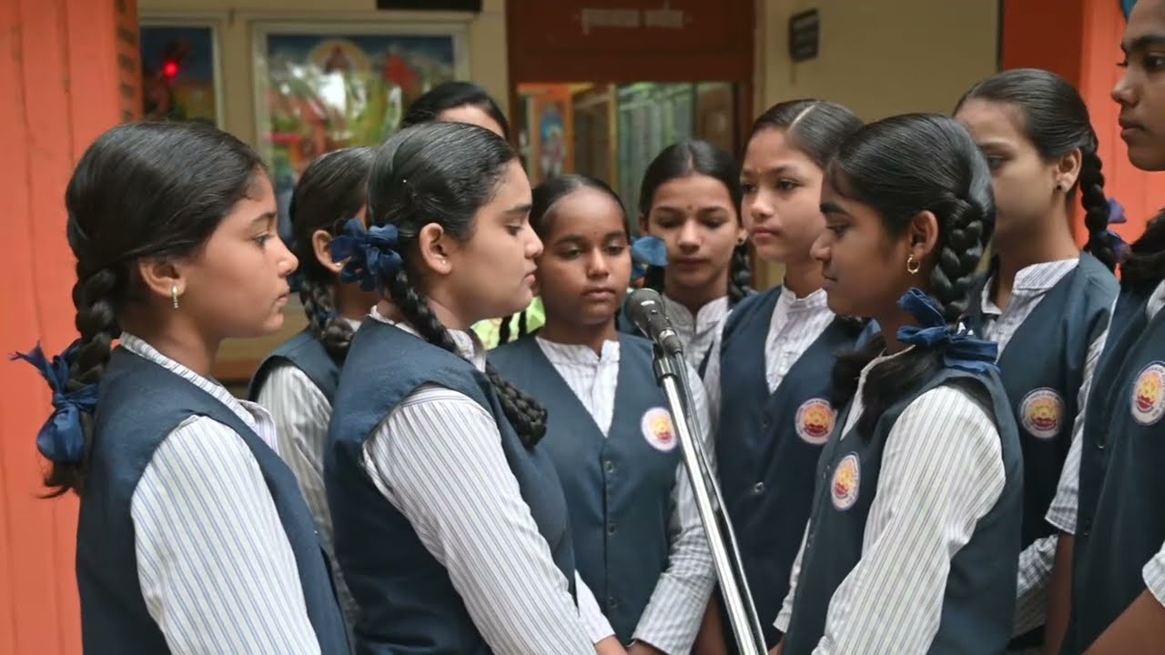 आव्हान हे ज्योतींना कि या, मातृभूमी पूजनास या #नूतन विद्यामंदिर सत्र गीत २०२३-२४ l #NUTAN #BHAGUR