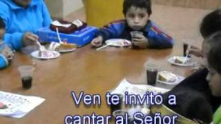 Video thumbnail of "Ven te invito a cantar al Señor (con letras)"