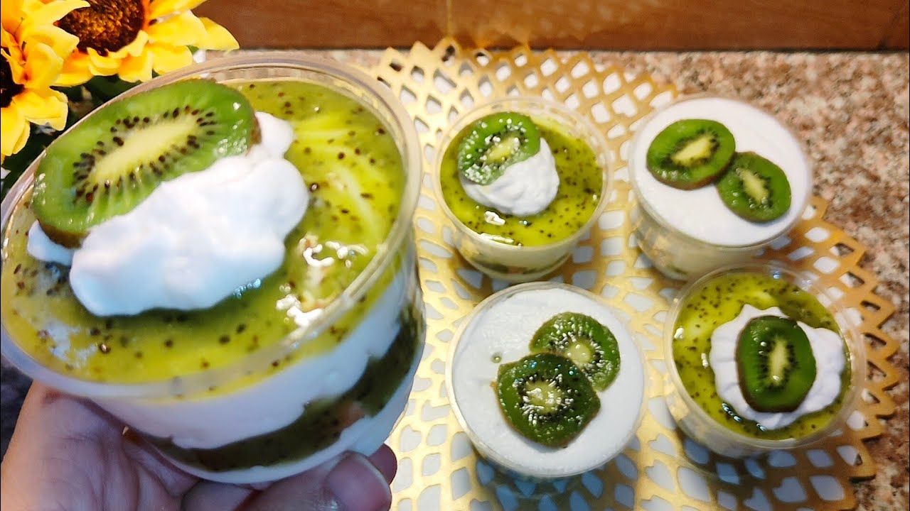 verrines aux kiwis 🥝🥝🥝 تحلية  كؤوس الكيوي سهلة و سريعة و بزااف بنينة #كريم_باتيسير_بدون_بيض_خفيفة👌
