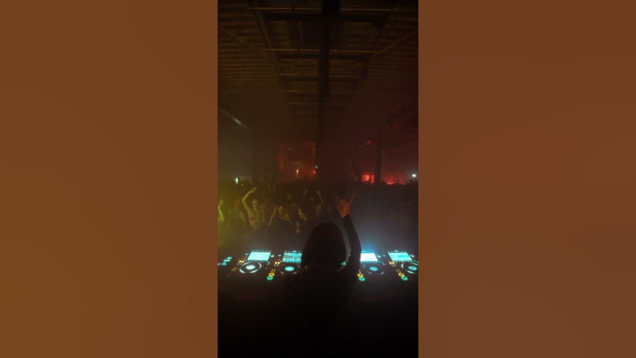 Anetha - I'm sorry for being so sexy (LofiAmsterdam)