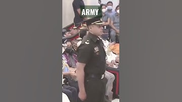 President Kovind presents Shaurya Chakra to Major Arun Kumar Pandey