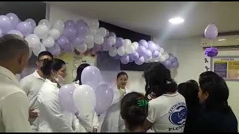 Qual a característica do sistema Nightingale de ensino?