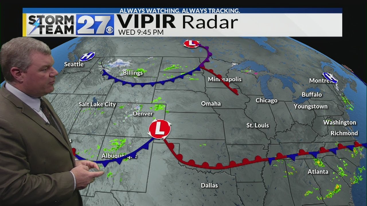 Tracking the chance for rain or storms Thursday night - YouTube