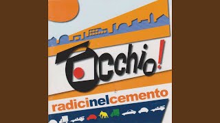 Video thumbnail of "Radici Nel Cemento - Dalla terra"
