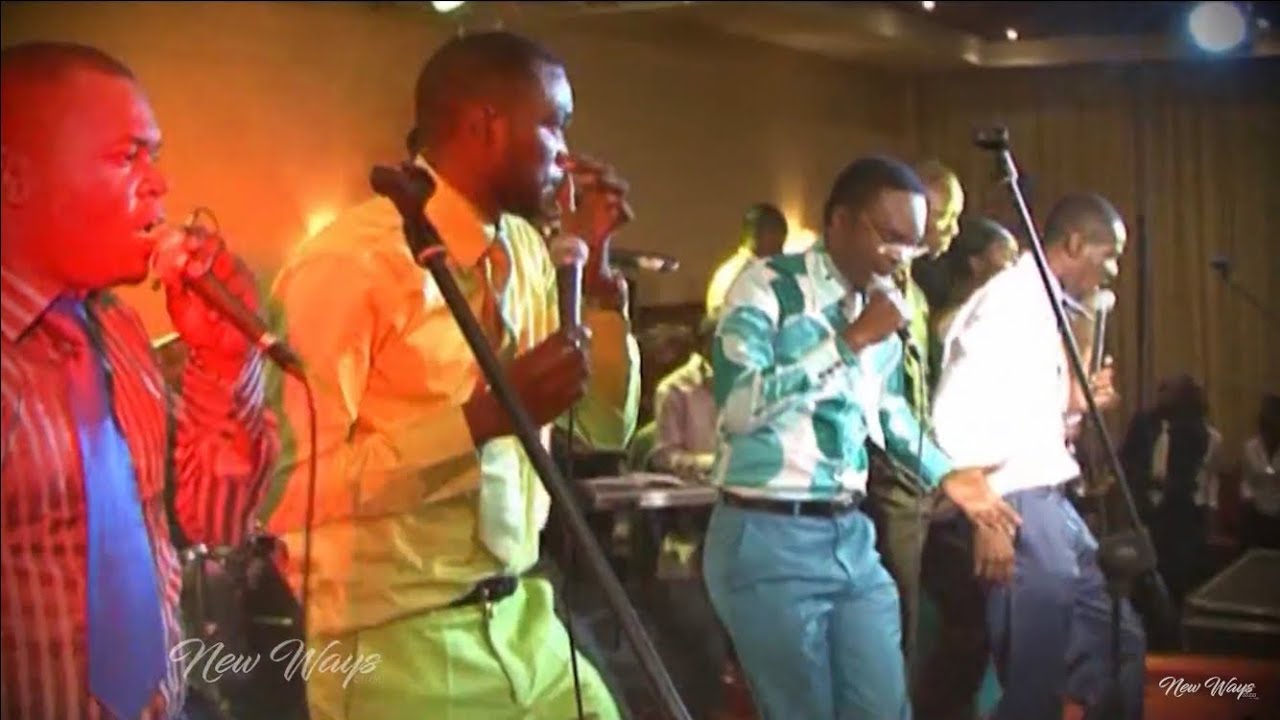 Les Étoiles De Louanges - Live Au Grand Hôtel De Kinshasa (Intégrale)